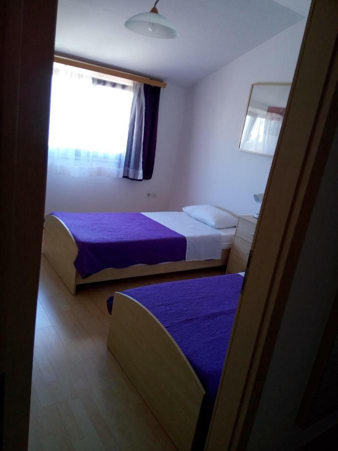 Apartman Adriatic Pula Exterior photo