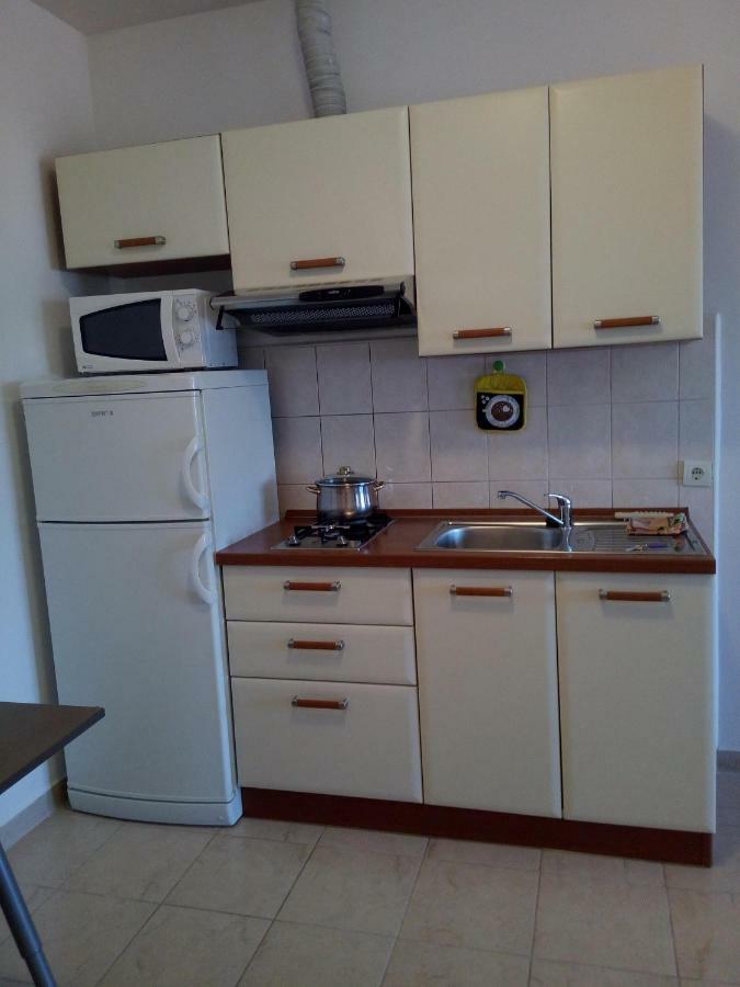 Apartman Adriatic Pula Exterior photo